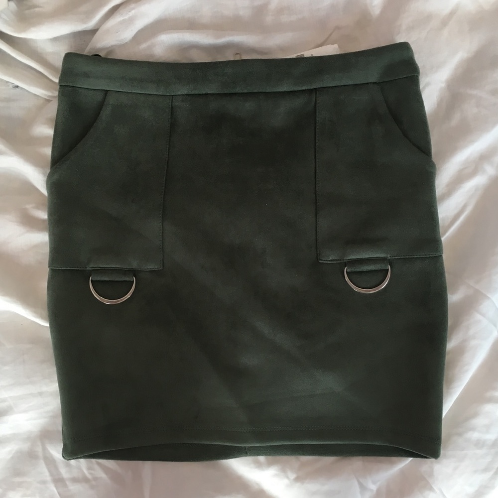 NWT LF skirt